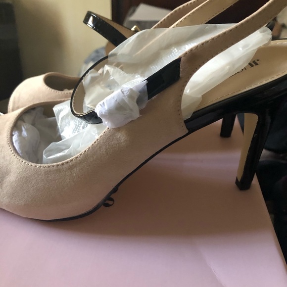 Adrian Pumps - Picture 2 of 4